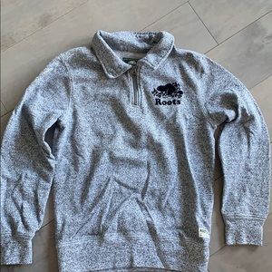 Boys Roots sweatshirt size medium 7/8